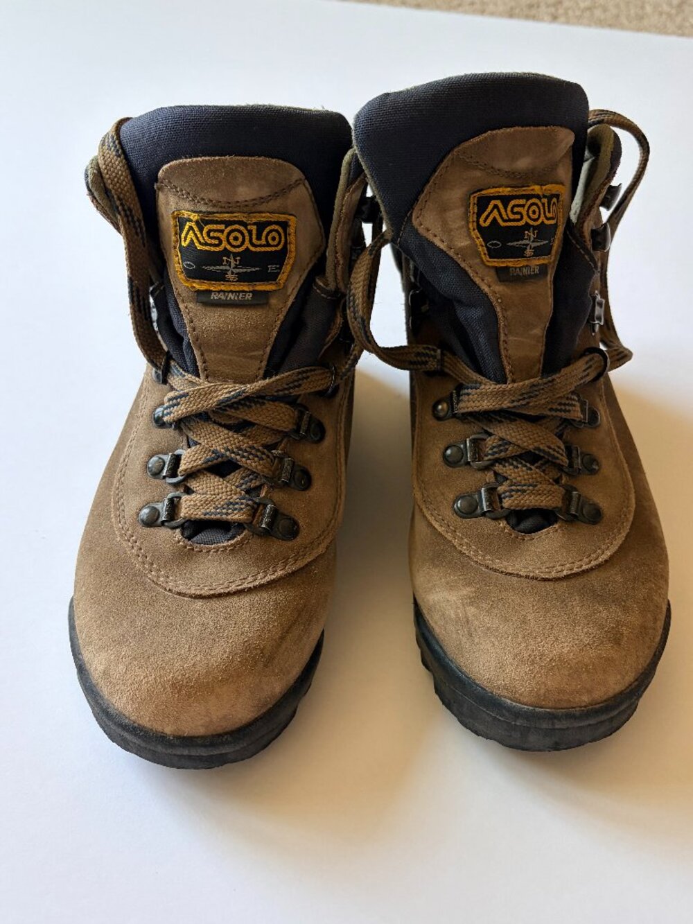 Asolo Rainier Suede Hiking Boots Women’s 7 Vibram Sole + Superfeet Insoles